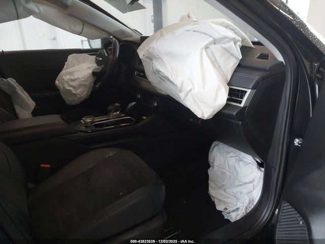 2025 MITSUBISHI OUTLANDER JA4J4VA85SZ026113 Photo 4