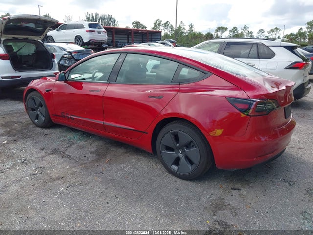 2022 TESLA MODEL 3 5YJ3E1EB7NF249693 Photo 2