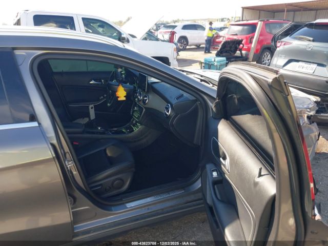 2016 MERCEDES-BENZ GLA 250 WDCTG4EB1GJ267592 Photo 4