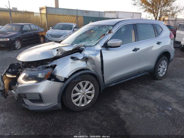 2018 NISSAN ROGUE KNMAT2MV7JP586492 Photo 1