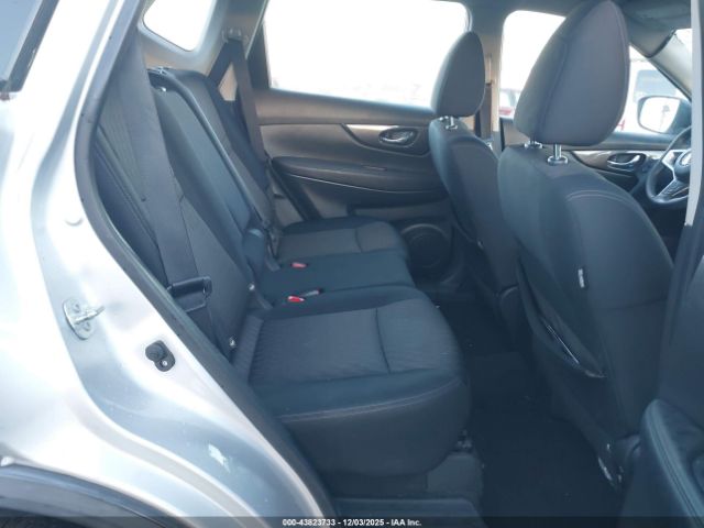 2018 NISSAN ROGUE KNMAT2MV7JP586492 Photo 7