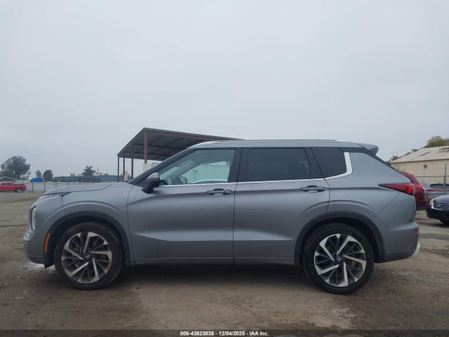 Aukcja sprzedaży 2023 Mitsubishi Outlander Sel 2.5 2wd, vin: JA4J3VA83PZ043065, numer aukcji: 43823838