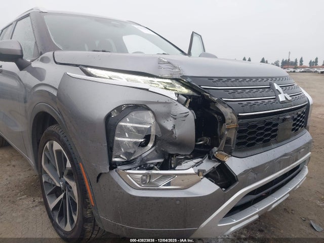 Aukcja sprzedaży 2023 Mitsubishi Outlander Sel 2.5 2wd, vin: JA4J3VA83PZ043065, numer aukcji: 43823838
