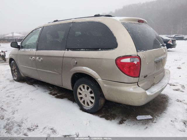 2003 CHRYSLER TOWN & COUNTRY 2C8GP74L83R125960 Photo 2