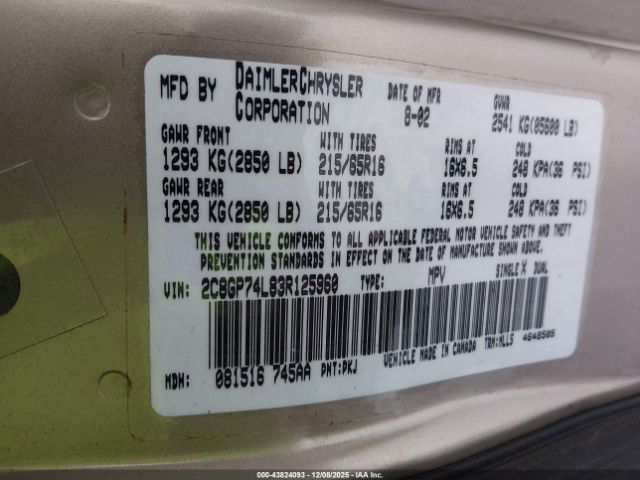 2003 CHRYSLER TOWN & COUNTRY 2C8GP74L83R125960 Photo 8