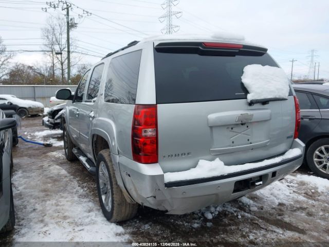 2011 CHEVROLET TAHOE 1GNSKBE05BR176488 Photo 2