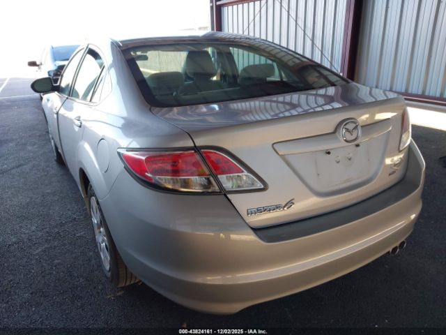 2010 MAZDA MAZDA6 1YVHZ8BH9A5M14824 Photo 2