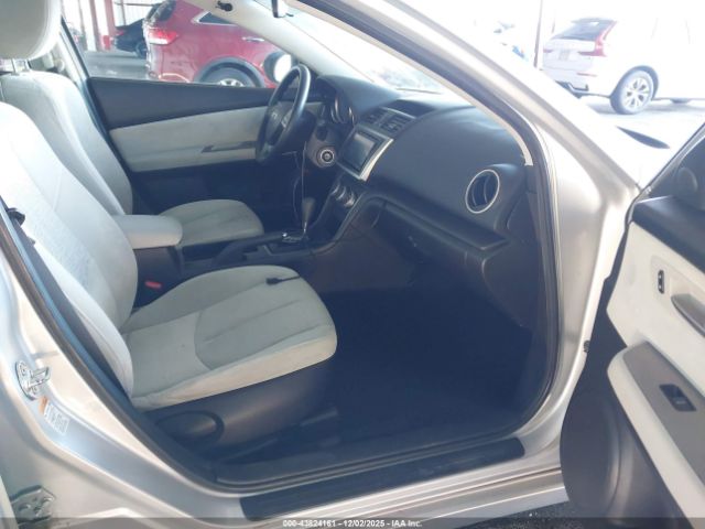 2010 MAZDA MAZDA6 1YVHZ8BH9A5M14824 Photo 4