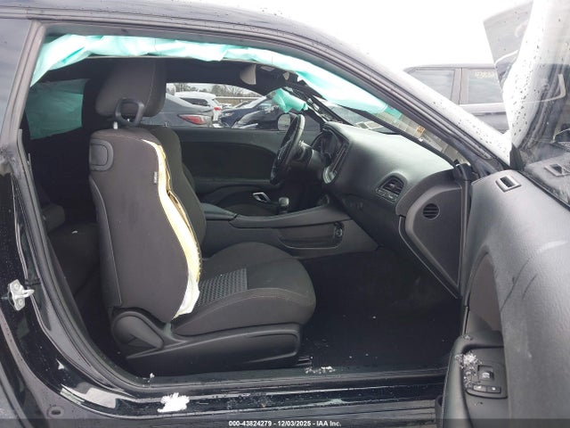 Продаж на аукціоні авто 2022 Dodge Challenger R/t, vin: 2C3CDZBT3NH188131, номер лоту: 43824279