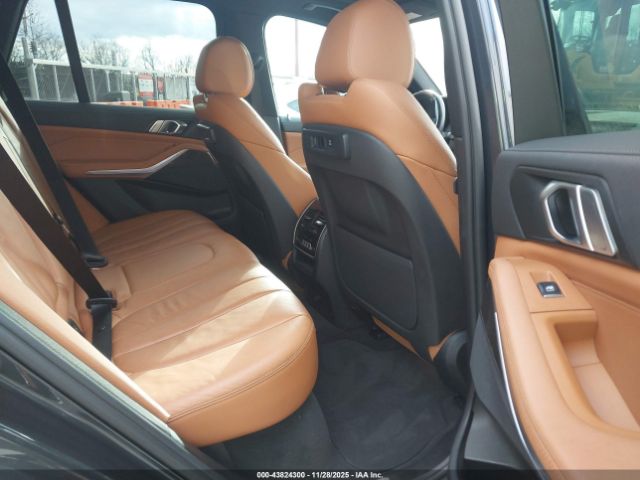 2022 BMW X5 5UXCR6C08N9M52426 Photo 7