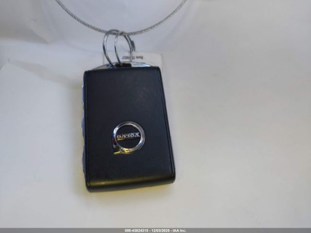 2020 VOLVO S60 7JRA22TKXLG038744 Photo 10