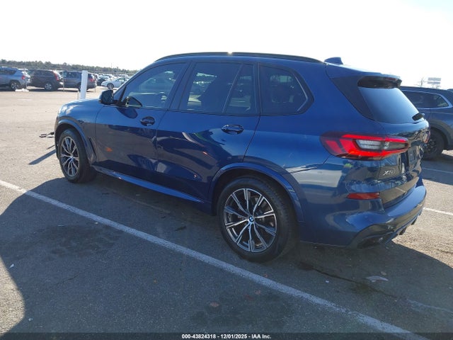 2022 BMW X5 5UXCR6C00N9M11210 Photo 2