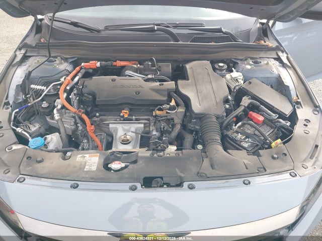 1HGCV3F29NA033820 Honda Accord Hybrid Sport