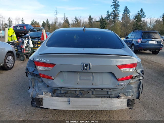 1HGCV3F29NA033820 Honda Accord Hybrid Sport