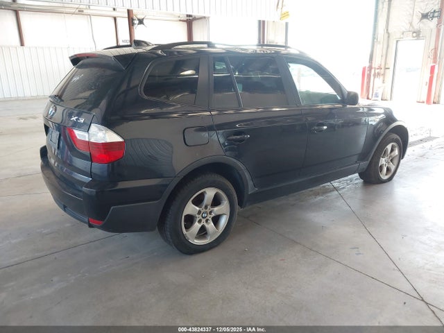 2007 BMW X3 WBXPC93477WJ00843 Photo 3