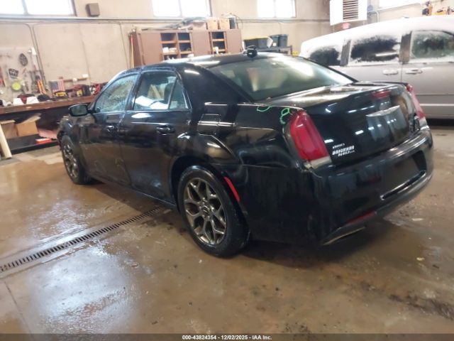 2016 CHRYSLER 300 2C3CCAGG5GH261910 Photo 2