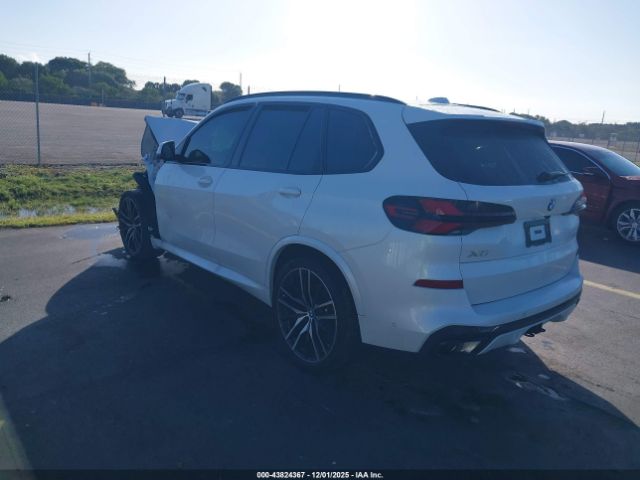 2025 BMW X5 5UX13EU09S9Z84720 Photo 2
