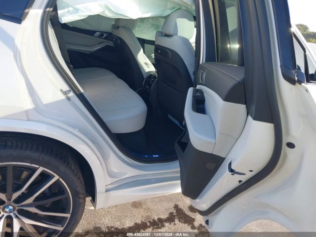 2025 BMW X5 5UX13EU09S9Z84720 Photo 7