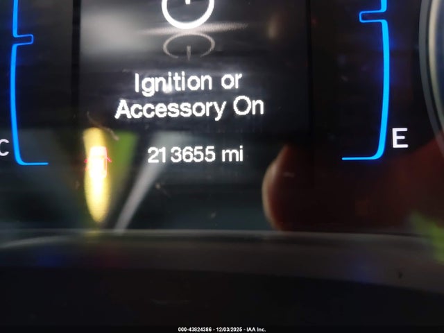 Chrysler 200 Limited 2015 1C3CCCAB4FN697145 Image 16