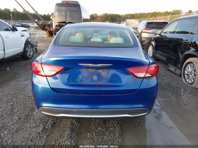 Chrysler 200 Limited 2015 1C3CCCAB4FN697145 Image 17