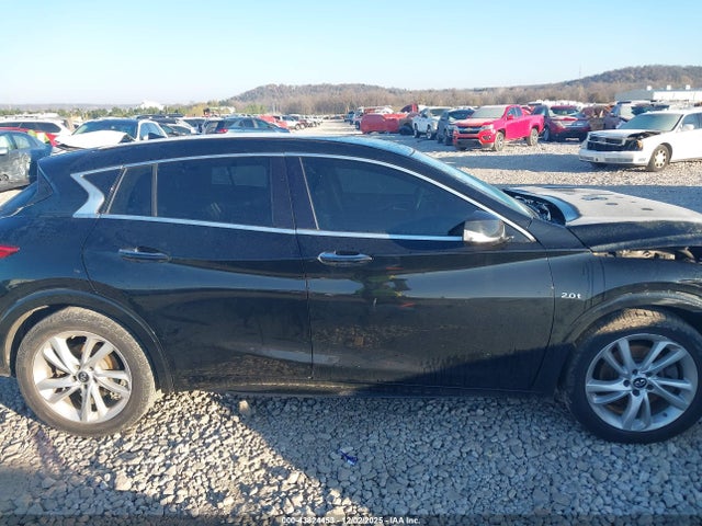 43824453 :رقم المزاد ، SJKCH5CP3JA054087 vin ، 2018 Infiniti Qx30 Luxury مزاد بيع