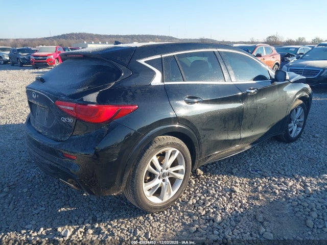 43824453 :رقم المزاد ، SJKCH5CP3JA054087 vin ، 2018 Infiniti Qx30 Luxury مزاد بيع