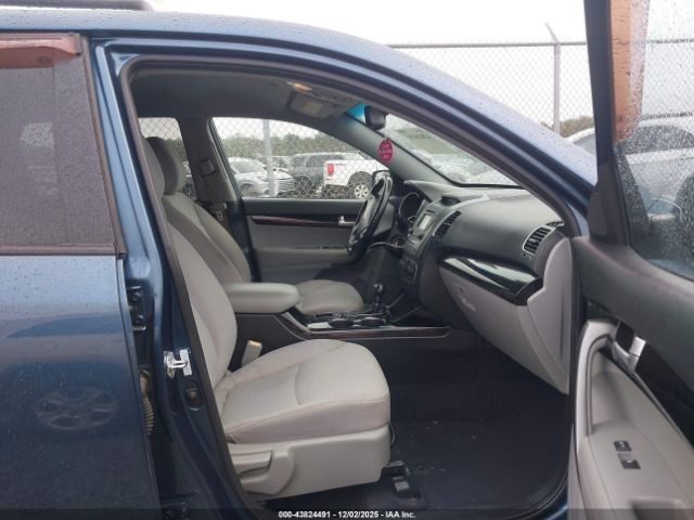 2014 KIA SORENTO 5XYKT3A66EG528762 Photo 4