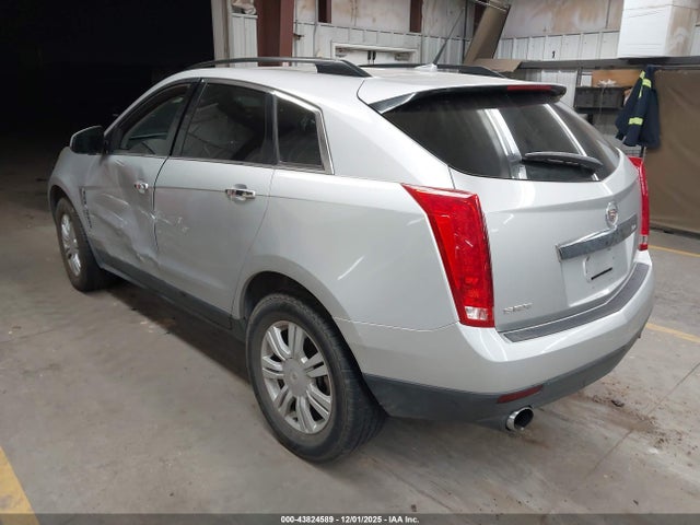 2011 CADILLAC SRX 3GYFNGEY3BS615652 Photo 2