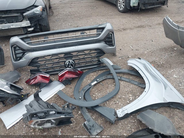 43824601 :رقم المزاد ، 1V2AE2CA1RC203494 vin ، 2024 Volkswagen Atlas Cross Sport 2.0t Sel R-line مزاد بيع