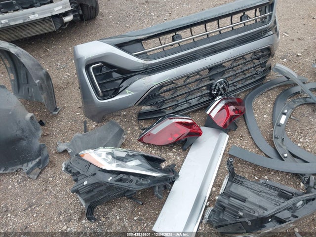 43824601 :رقم المزاد ، 1V2AE2CA1RC203494 vin ، 2024 Volkswagen Atlas Cross Sport 2.0t Sel R-line مزاد بيع