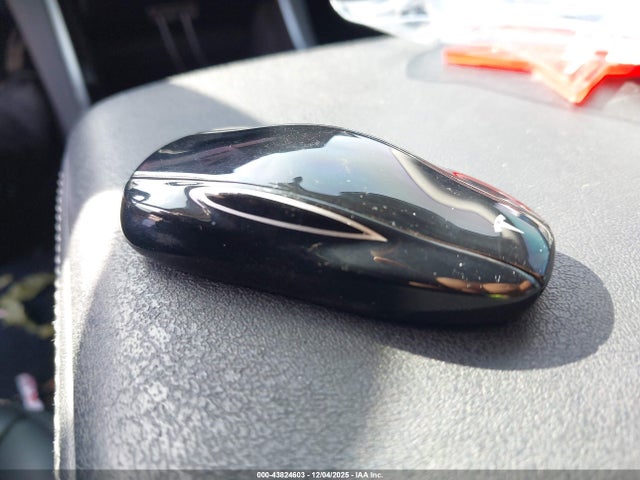 2019 TESLA MODEL 3 5YJ3E1EB0KF442215 Photo 10