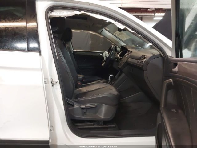 2024 VOLKSWAGEN TIGUAN 3VVMB7AX6RM162095 Photo 4