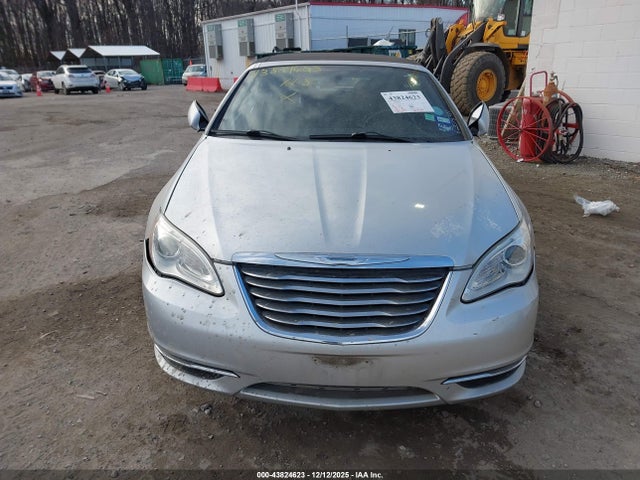 Продаж на аукціоні авто 2011 Chrysler 200 Touring, vin: 1C3BC2EG4BN620541, номер лоту: 43824623