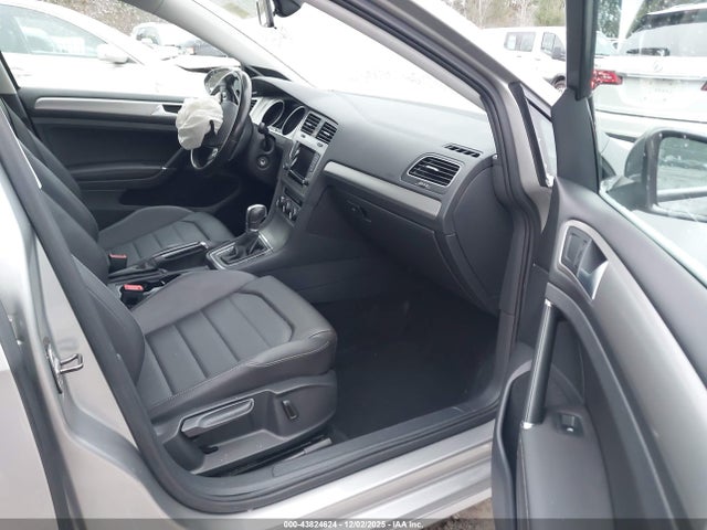3VW217AU4FM088201 Volkswagen Golf Tsi Se 4-door