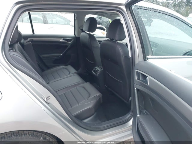 3VW217AU4FM088201 Volkswagen Golf Tsi Se 4-door