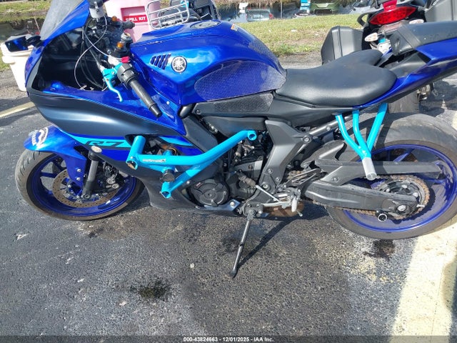Yamaha Yzfr7 2024 JYARM38E2RA010058 Image 15