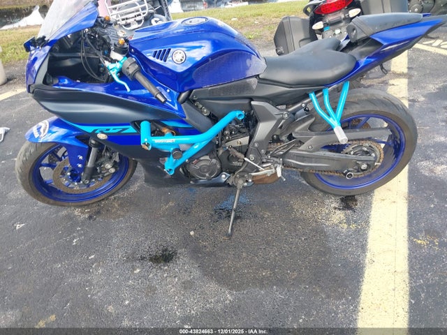 Yamaha Yzfr7 2024 JYARM38E2RA010058 Image 13