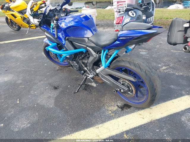 2024 YAMAHA YZFR7 JYARM38E2RA010058 Photo 2