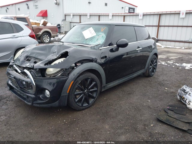 2015 MINI HARDTOP WMWXP7C53F2A39334 Photo 1