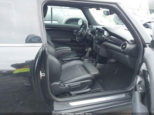 2015 MINI HARDTOP WMWXP7C53F2A39334 Photo 4