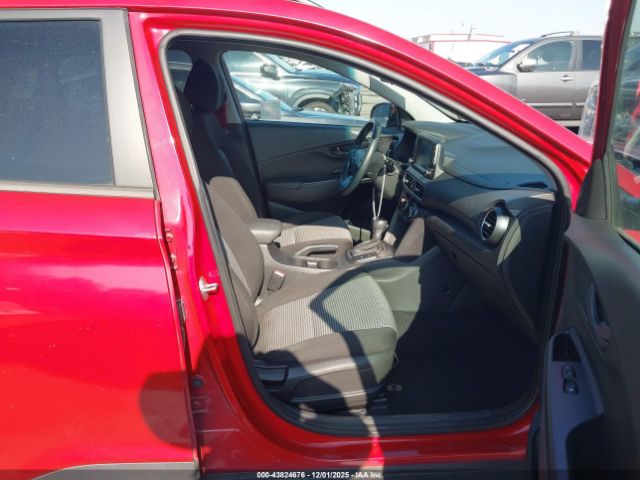 2018 HYUNDAI KONA KM8K22AAOJU149505 Photo 4