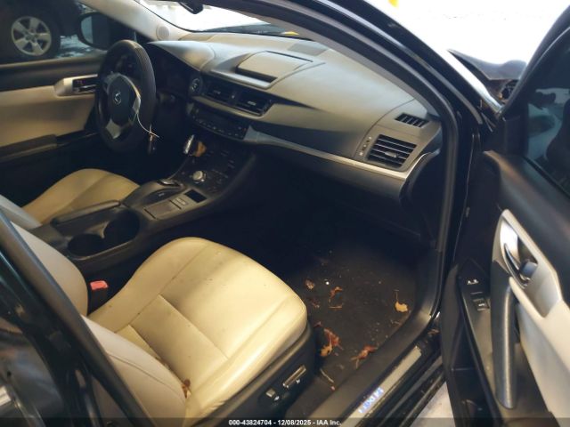 2013 LEXUS CT 200H JTHKD5BH6D2137109 Photo 4