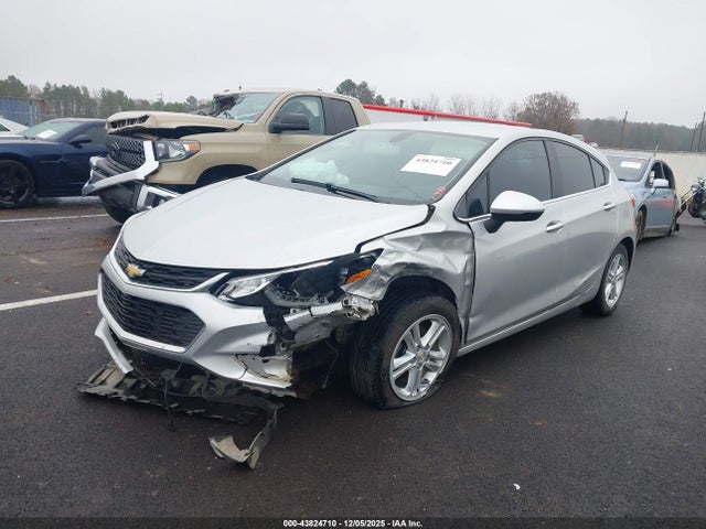 Aukcja sprzedaży 2017 Chevrolet Cruze Lt Auto, vin: 3G1BE6SM0HS573300, numer aukcji: 43824710
