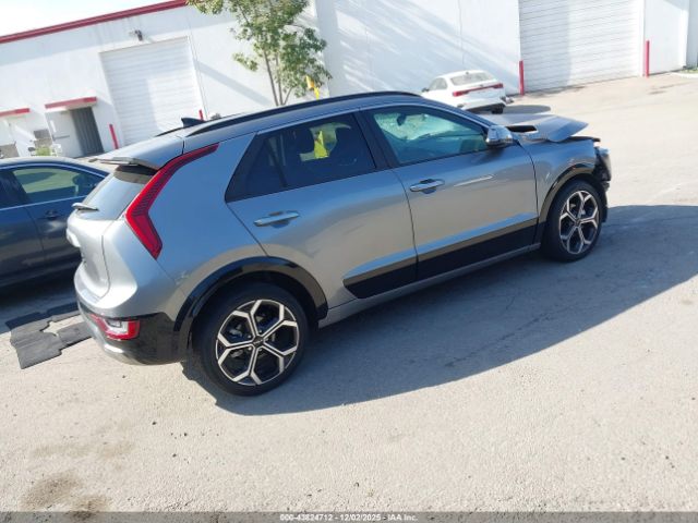 2024 KIA NIRO PLUG-IN HYBRID KNDCR3LF6R5169928 Photo 3