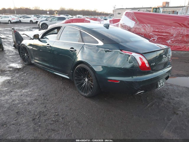 2016 JAGUAR XJ SAJWA1C70G8V98593 Photo 2