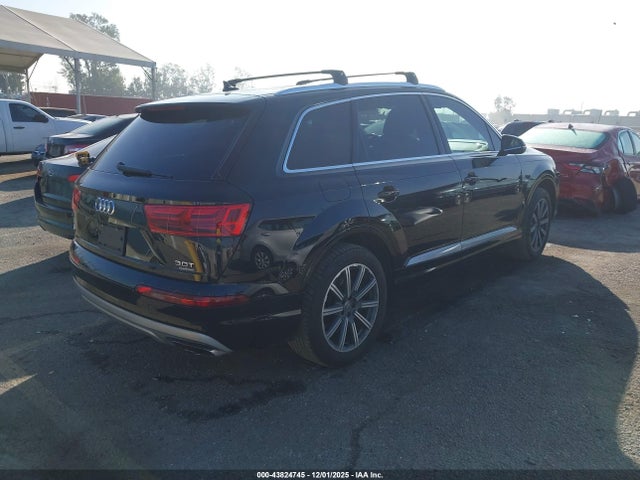 2017 AUDI Q7 WA1LAAF73HD028846 Photo 3