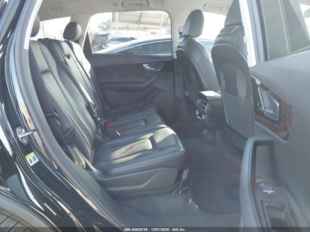 2017 AUDI Q7 WA1LAAF73HD028846 Photo 7