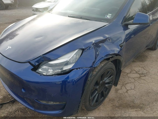 2021 TESLA MODEL Y 5YJYGDEE8MF184458 Photo 5