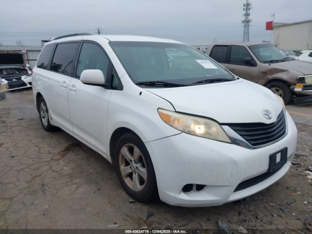 2011 TOYOTA SIENNA 5TDKK3DC4BS040090