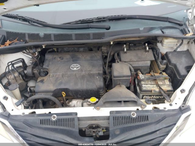 2011 TOYOTA SIENNA 5TDKK3DC4BS040090 Photo 9